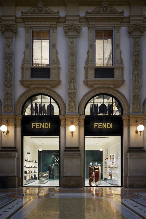 Boutique FENDI Milano Galleria Milano.